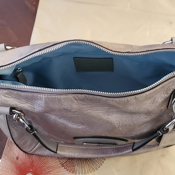 Handbag - Picture 4 of 6